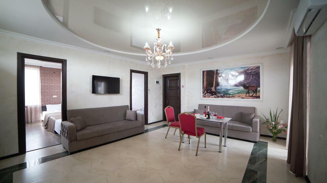 Hotel Progress Batumi Ngoại thất bức ảnh