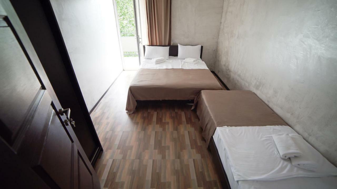 Hotel Progress Batumi Ngoại thất bức ảnh
