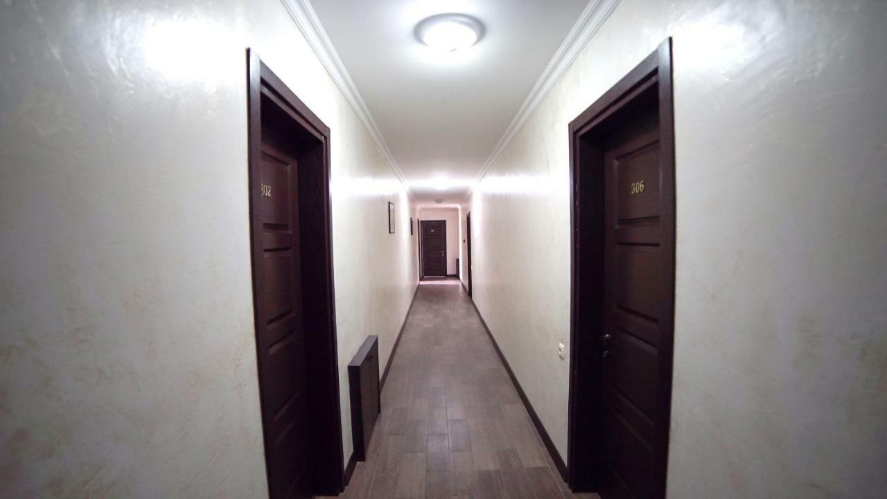 Hotel Progress Batumi Ngoại thất bức ảnh